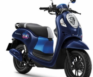  Scoopy New model - 摩托车租赁至少 3 天